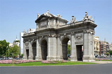 Puerta de Alcalá - Madrid: Information, rates, prices, tickets, how to ...