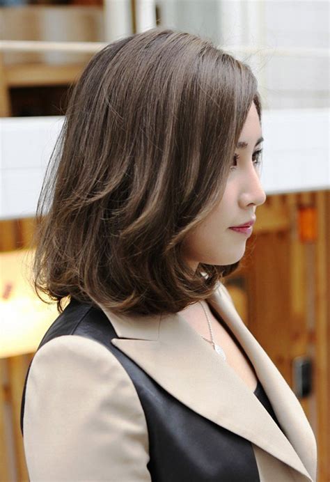 Pictures Of Chic Asian Hairstyle For Short Hair