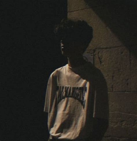 Pin by ‏ on 𝑀𝓎 𝐹𝒶𝓋𝑜𝓊𝓇𝒾𝓉𝑒‏ ꨄ | Boy blurred pic, Insta profile pic, Dark boys