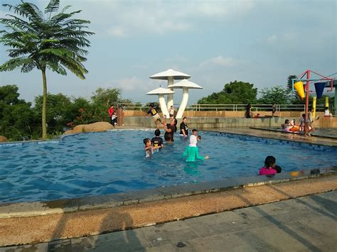 Top 8 Wisata Waterpark Kolam Renang Soreang Terbaru 2025