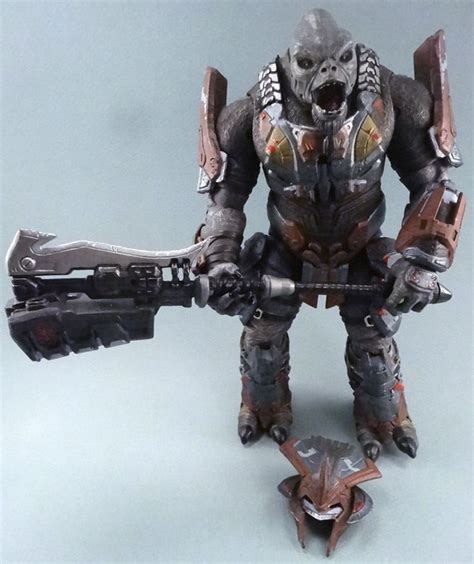 Halo Reach Series 5 Brute Chieftain Action Figure With Weapon From 28