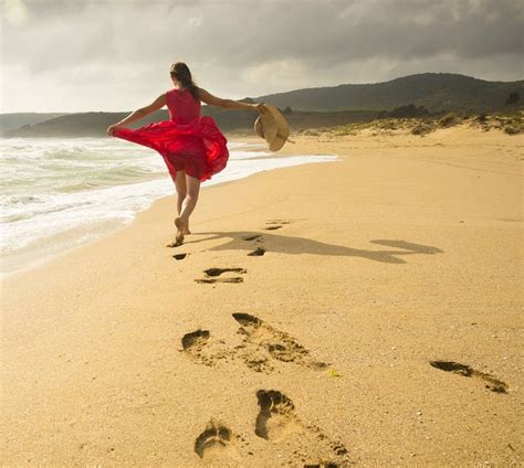 Awesome 30 Awesome Beach Photoshoot Ideas Beach Photography Poses