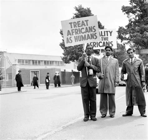 Historic Cricket Pictures On Twitter Anti Apartheid Demonstrators