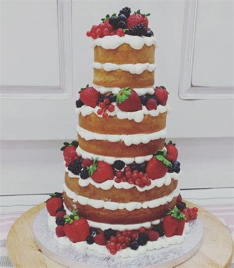 Naked Cake Con Frutos Rojos Tartas Rosas Prefieres