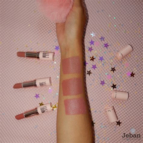 Swatch Golden Rose Nude Look Perfect Matte Lipstick