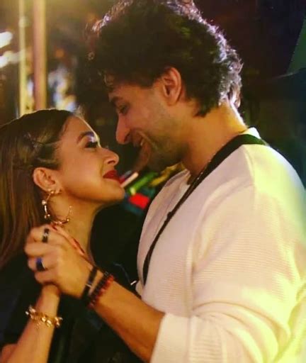 Tina Datta And Shalin Bhanot Get Intimate At Bb 16 Concert Diva Says