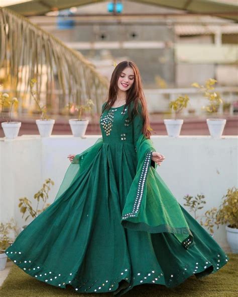 Pin By Mr Sandeep On Mahnoor Sheikh Fancy Dresses Long Stylish Dress