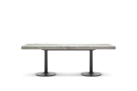 11 Table Pieds Corolle Appartement Le Corbusier Cassina