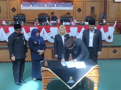 Disahkan Apbd Kota Tanjungpinang Tembus Rp Triliun