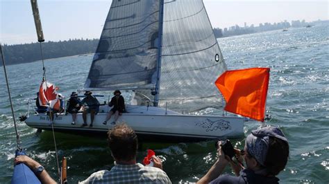 Design Features Cheetah 30 Sea Spot Run