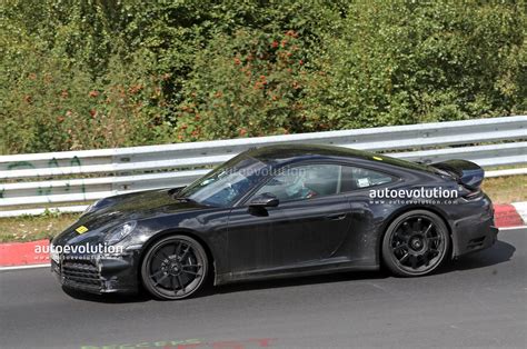 Porsche 911 Gts Facelift Spied On The Nurburgring In Hybrid Version Autoevolution