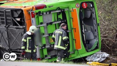 Sendung Verpasst Deutschland Schwerer Flixbus Unfall Mit F Nf Toten