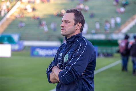 Bruno Pivetti é demitido e deixa o comando do Guarani guarani ge