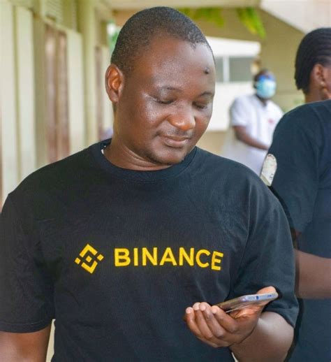 Bitcoin Pizza Day Through The Eyes Of The Binance Angels Binance Blog