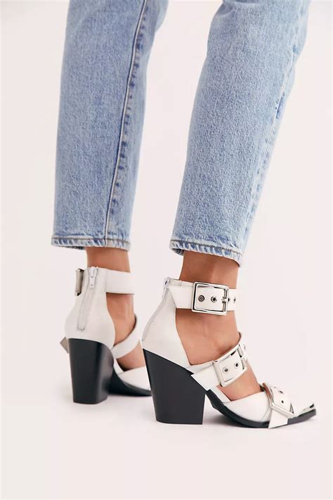 Hendrix Heels Heels Shoes Heels Wedges Fashion