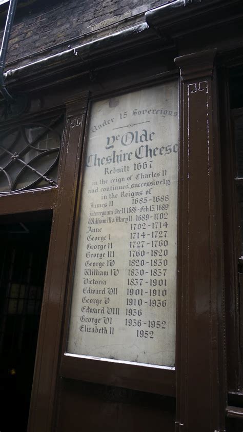 Ye Olde Cheshire Cheese Pub London | Britain Visitor Blog