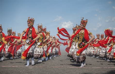 gandrung  andika oky arisandi