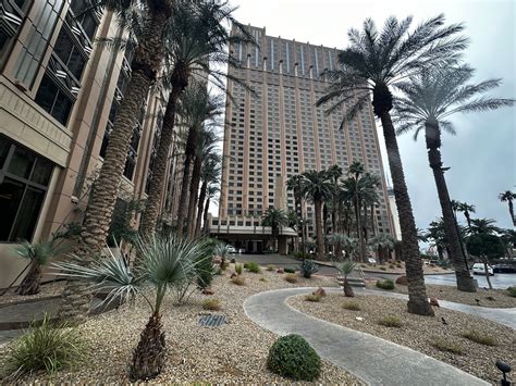 Hilton Grand Vacations On The Las Vegas Strip Review — Roaming Cactus