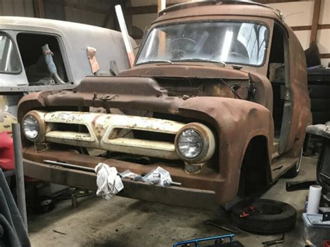 Club Fte Member Chronicles His Ford Panel Van Build Ford