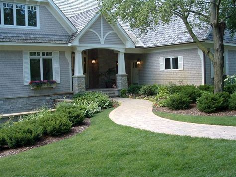 Brilliant 25 Stunning Small Curb Appeal Ideas For Your Front Y Front Yard Landscaping Curb