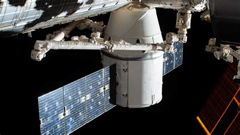 Spacex Cargo Dragon Spacecraft Arrives At Space Station On Second To