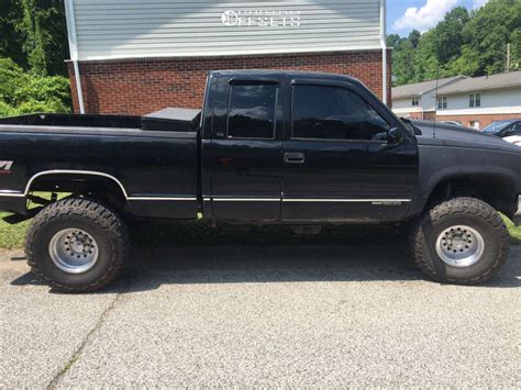 1998 Gmc K1500 With 15x10 43 American Racing Baja And 35 12 5r15 Americus Rugged M T And