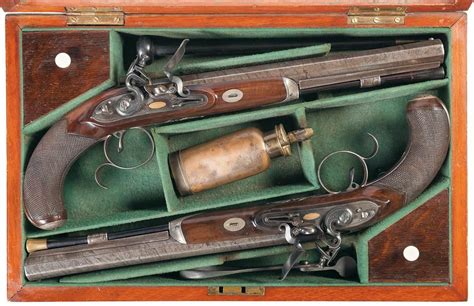 Cased Pair Of Irish Flintlock Dueling Pistols By Tomlinson Of Dublin