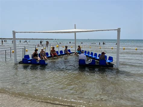 Santa Pola Iza Banderas Azules Y Qualitur En Sus Playas Diario