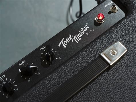 Fender Fr12 Cabinet Review Making Frfr Cabs Socially Acceptable