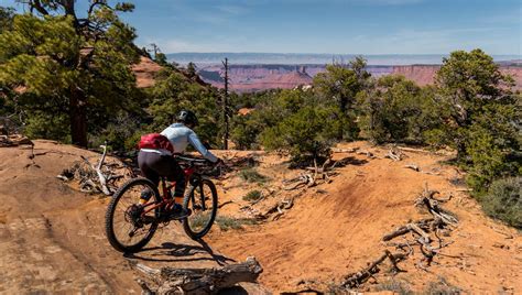 Moab, Utah MTB tour Haku Expeditions - Haku Expeditions