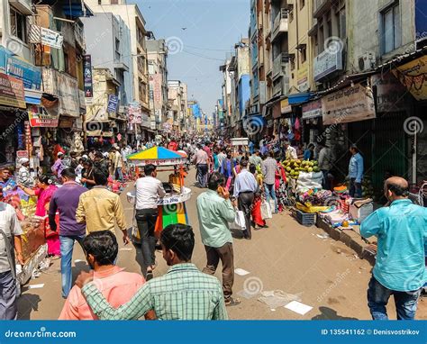 Crowded Street View in Bangalore Editorial Photography - Image of ...