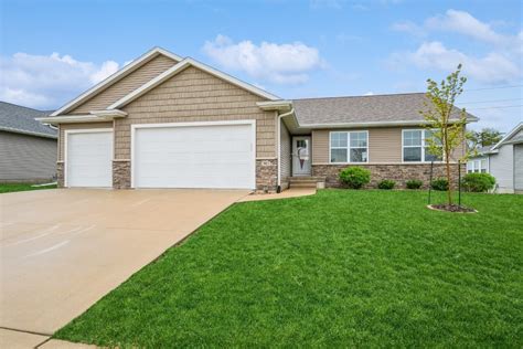 5913 Rock Ridge Dr Marion Ia 52302 Mls 2402865 Redfin