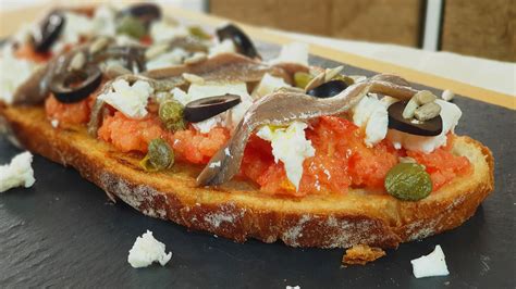 Tosta De Anchoas Riqu Sima