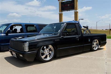 Theme Tuesdays: The Dodge D50 - Stance Is Everything