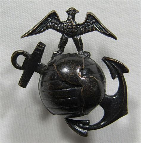 Wwii Usmc Ega Officers Collar Insignia Griffin Militaria