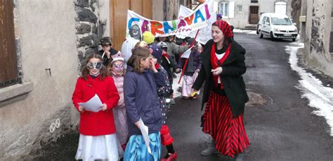 zoom Solignac sur Loire Les enfants de lécole privée fêtent le carnaval