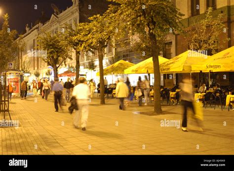 Beograd nightlife hi-res stock photography and images - Alamy