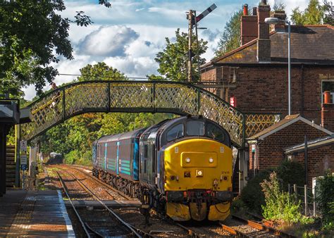 37s P1510272rsz2 14 55 Norwich To Lowestoft Passes Through Flickr