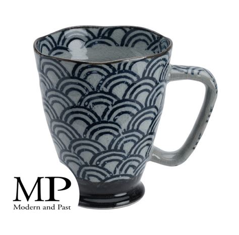 Mug En Porcelaine Japonaise Bleu Vagues Nami