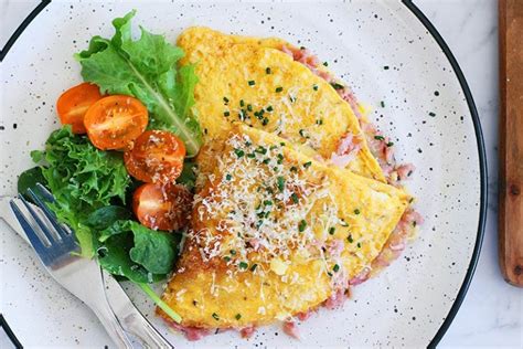 Ham and Cheese Omelette – A Meal That’s Little on Effort, Big on ...