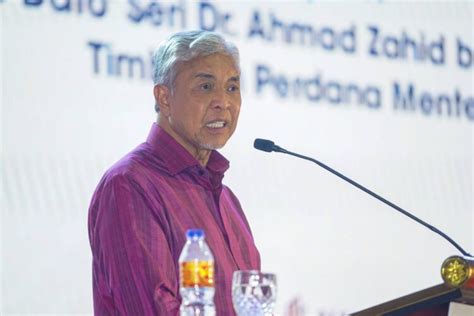 Isham Akan Dapat Surat Pemecatan Dalam Masa Terdekat Ahmad Zahid