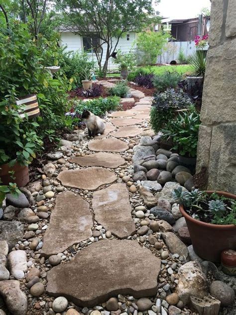 56 Awesome Garden Stone Paths Digsdigs