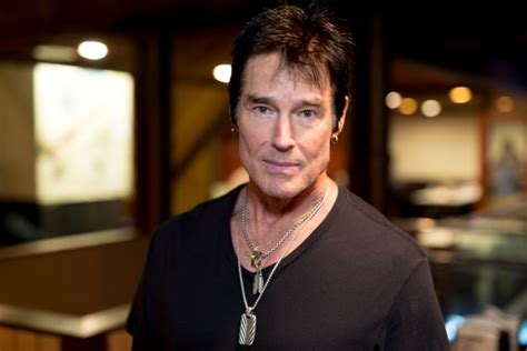 THE RONN MOSS STORY Hot Topics Celeb TV