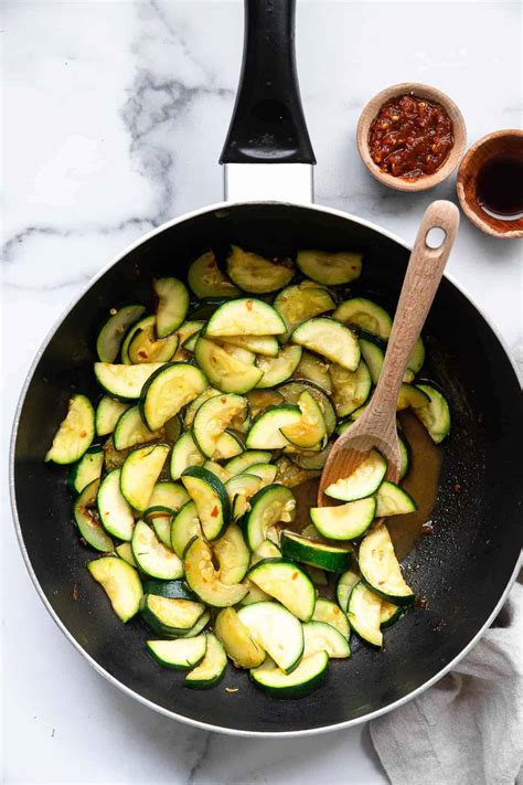 Chinese Spicy Zucchini Stir Fry