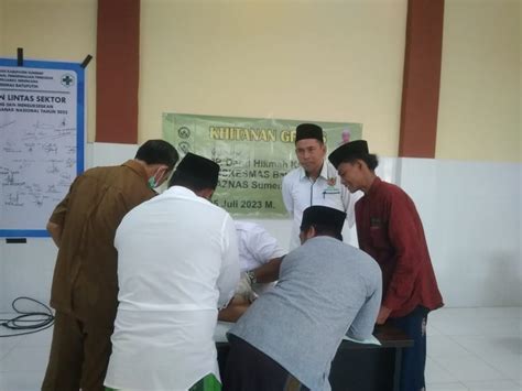 Kolaborasi Ponpes Puskesmas Dan Baznas Gelar Khitanan Gratis Pada