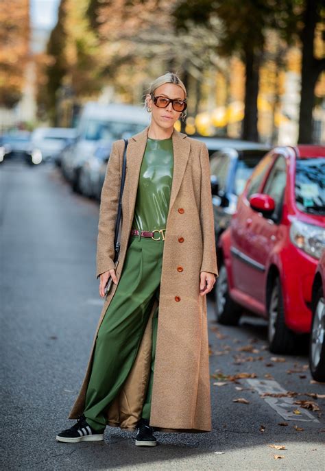 Cappotto Cammello L Outfit Per Valorizzarlo Al Meglio Vogue Italia