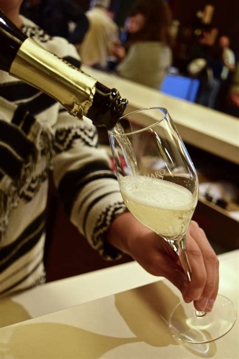 What is Cava? Why Spain's Champagne is Worth a Try! - All About Cava