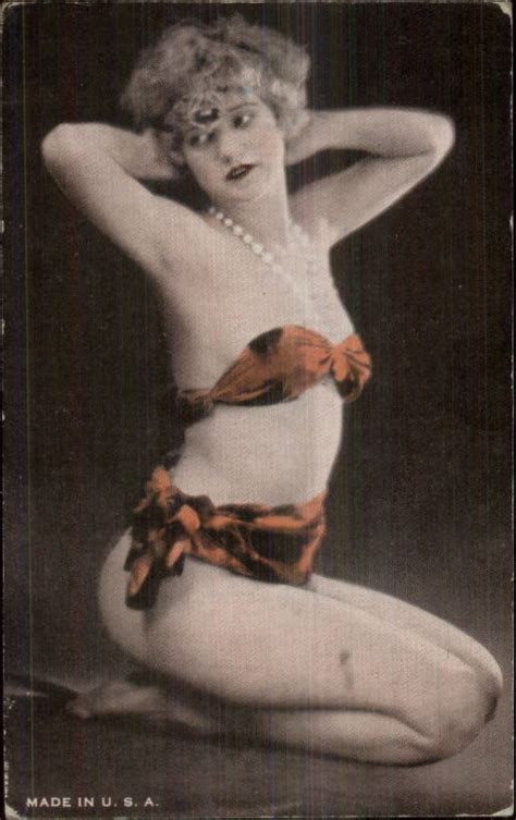 Semi Nude Sexy Showgirl Pin Up Exhibit Mutoscope Card Bikini Pearls