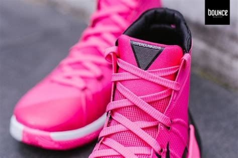 Nike Hyperdunk 2015 Think Pink 乳腺癌配色美图欣赏 26053