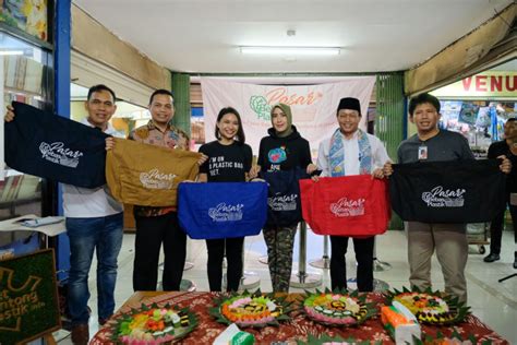 Pasar Tradisional Juga Bisa Kurangi Penggunaan Plastik Sekali Pakai